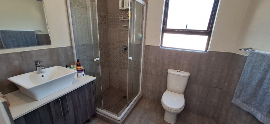 3 Bedroom Property for Sale in Ifafi North West